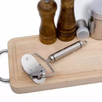 РЕЗКА ДЛЯ ПЕЛЬМЕНЕЙ 9,5 см