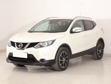 Nissan Qashqai II Crossover 1.6 dCi 130KM 2015 Nissan Qashqai 1.6 dCi, 4X4, Skóra, Navi, Klima, zdjęcie 1