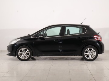 Peugeot 208 I Hatchback 3d 1.2 VTI 82KM 2014 Peugeot 208 1.2 PureTech, Navi, Klima, zdjęcie 2