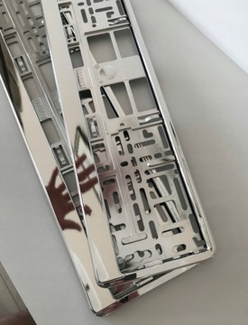 Ramka pod tablice rejestracyjnej 2 szt / chrom kolor do wyboru