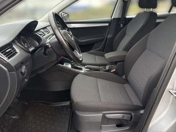 Skoda Octavia III Kombi Facelifting 1.4 TSI 150KM 2017 Skoda Octavia Climatronic tempomat podgrzewane fotele 1.4 Benzyna 150KM, zdjęcie 9