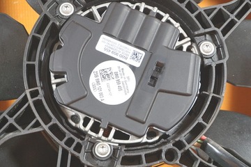 AUDI A4 8W B9 66KM VENTILÁTOR MODUL 8W0121207 / 8W0959455 8W0121003A