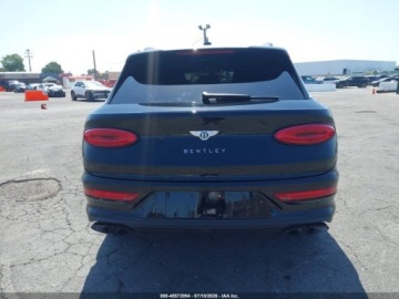 Bentley Bentayga 2023 Bentley Bentayga Azure First Edition 2023 4.0 Benzyna 542KM, zdjęcie 3