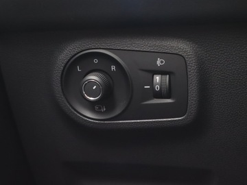 MG ZS II SUV Classic 1.5 VTi-Tech 106KM 2024 MG ZS SUV 1.5, 1. Właściciel, Serwis ASO, VAT 23%, zdjęcie 16