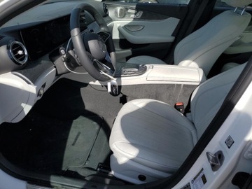 Mercedes Klasa E W214 2023 Mercedes-Benz Klasa E 350 2023 2.0l 2.0 Benzyna 255KM, zdjęcie 7