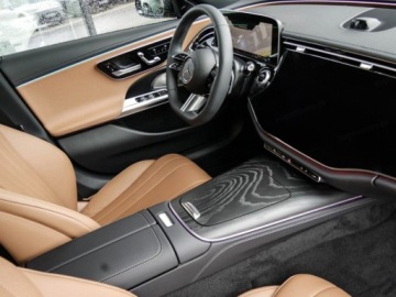 Mercedes Klasa E W214 Sedan 2.0 200 204KM 2025 E Klasa 200 4-Matic AMG 2.0 (204KM) 2025, zdjęcie 6