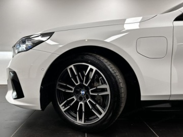 BMW Seria 5 G90-91 2025 530e xDrive M Sport 2.0 (299 KM)| Asystent parkowania Plus, zdjęcie 15