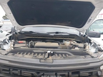 Chevrolet Silverado II 2024 Chevrolet Silverado 1500 Short Bed Custom Trail Boss 2024 5.3l 5.3 Benzyna, zdjęcie 8