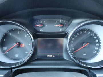 Opel Astra K Hatchback 5d 1.6 CDTI 110KM 2019 Opel Astra 1.6 CDTI, Navi, Klima, Tempomat, zdjęcie 10