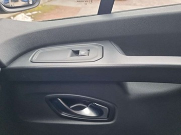 Renault Trafic III 2022 Renault Trafic Renault Trafic SpaceClass 2.0 dCi, auto jak nowe VAT23,1 wl, zdjęcie 24