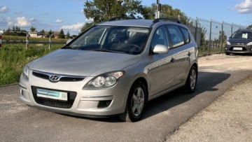 Hyundai i30 I CW 1.6 CRDi 90KM 2009 Hyundai i30 Raty juz od 249 zl Klima Alufelga Zarejstrowany Po liftingu Gw, zdjęcie 1