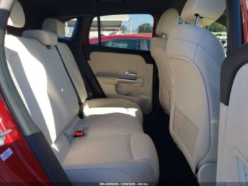 Mercedes GLA II 2021 Mercedes-Benz GLA 250 2021 2.0 Benzyna 221KM, zdjęcie 12