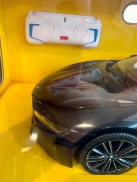 BMW i8 Roadster черный модель RASTAR 1:12 Автомобиль с дистанционным управлением + пульт 2.4
