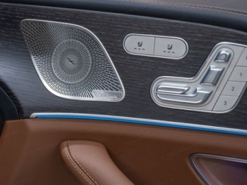 Mercedes GLE V167 SUV Facelifting 2.0 300d 269KM 2025 GLE Coupe 300 d 4-Matic AMG Line 2.0 (269KM) 2025, zdjęcie 8
