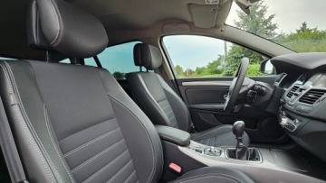 Renault Laguna III Grandtour 2.0 dCi 130KM 2011 Renault Laguna 2.0 DCi 130KM Dynamique/Salon Polska, zdjęcie 34
