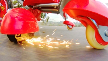 Дрифт-байк RAZOR Flash Rider 360 Spark