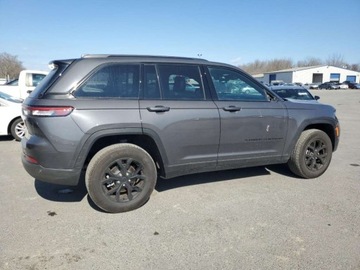 Jeep 2024 Jeep Grand Cherokee Laredo 2024 3.6l 3.6 Benzyna 293KM, zdjęcie 3