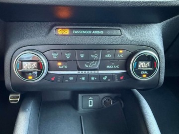 Ford Focus IV Kombi 1.5 EcoBoost 150KM 2019 Ford Focus FULL OPCJANaviRadarLedKameraPDCFull LEDEl KlapaIdealny Stan, zdjęcie 12