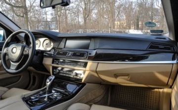 BMW Seria 5 F10-F11 Limuzyna 530d 245KM 2010 BMW Seria 5 3,0d (245KM) Automat Skory 3.0 Diesel 245KM, zdjęcie 10