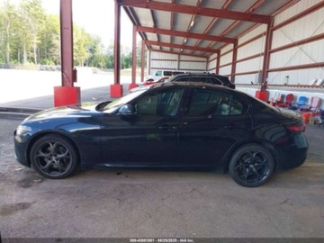 Alfa Romeo Giulia II Sedan 2.0 TBi 280KM 2019 Alfa Romeo Giulia Ti 2019 2.0l 2.0 Benzyna 280KM, zdjęcie 2