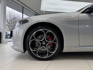 Alfa Romeo Giulia II Sedan Facelifting 2023 2.0 GME Turbo 280KM 2024 Alfa Romeo Giulia Q4 Veloce / Harman/kardon / Szyb, zdjęcie 17