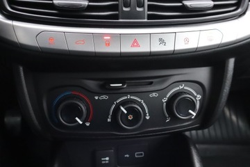 Fiat Tipo II Sedan 1.4 95KM 2019 Fiat Tipo 1.4 16V, Salon Polska, 1. Właściciel, zdjęcie 14