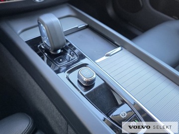 Volvo XC60 II 2023 Volvo XC 60 FV23 Plus Dark B4 B 197+14KM Aut BLIS, zdjęcie 28