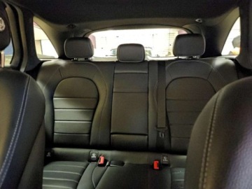 Mercedes GLC C253 2021 Mercedes-Benz GLC 300 4Matic 2021 2.0 Benzyna 255KM, zdjęcie 10