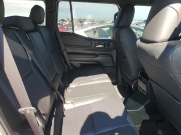 Toyota Land Cruiser VIII 2024 Toyota Land Cruiser 2024, 2.4L, 4x4, od ubezpieczalni 2.4 Hybryda 325KM, zdjęcie 9