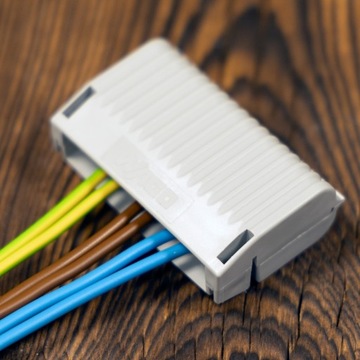 WAGO GELBOX MUFA KABLOWA ŻELOWA PRZELOTOWA NA 3 SZYBKOZŁĄCZKI 0,2-4mm2 IPX8