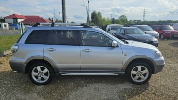 Mitsubishi Outlander I 2005 Mitsubishi Outlander 4x4, zdjęcie 3