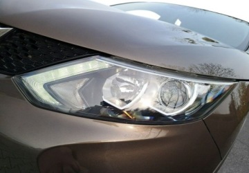 Nissan Qashqai II Crossover 1.2 DIG-T 115KM 2014 Nissan Qashqai Nissan Qashqai Zadbany Po Duzym Serwisie Tekna Benzyna, zdjęcie 9