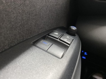 Toyota Yaris IV Hatchback 1.5 Dynamic Force 125KM 2022 Toyota Yaris 1,5-Dual-VVT-iE IV (2020-) Toyota Yar, zdjęcie 18