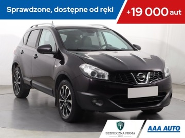 Nissan Qashqai I Crossover Facelifting  1.6 dCi 130KM 2012 Nissan Qashqai 1.6 dCi, Navi, Klima, Klimatronic
