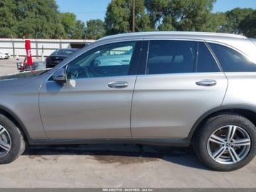 Mercedes GLC C254/X254 2022 Mercedes-Benz GLC 300 Suv 2022 2.0l 2.0 Benzyna 255KM, zdjęcie 2
