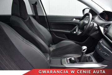 Peugeot 308 II SW 1.2 PureTech 130KM 2015 Peugeot 308 1.2 Benzyna 130KM, zdjęcie 13