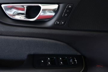 Volvo 2019 Volvo S60 2.0T4 R-Design FullLED El.Fot.Skora KeyLess Navi Virtual Kamera, zdjęcie 29