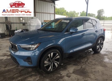 Volvo XC40 2023 Volvo XC 40 Plus 2023 2.0l 2.0 Benzyna 194KM