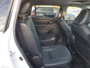 Toyota Highlander III 2021 Toyota Highlander XLE 2021 3.5l 3.5 Benzyna 295KM, zdjęcie 10