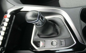 Peugeot 5008 II Crossover Facelifting 1.2 PureTech 130KM 2023 Peugeot 5008 1.2 Benzyna 131KM, zdjęcie 18