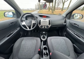 Hyundai i20 I Hatchback 5d 1.2 DOHC 78KM 2009 Hyundai i20 1.2 Benzyna 78KM, zdjęcie 9