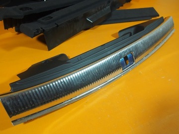 Audi Q5 8R Обивка багажника, боковины