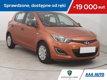 Hyundai i20 I Hatchback 5d Facelifting 1.2 DOHC 85KM 2013 Hyundai i20 1.2, Klima