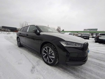 Skoda Superb IV Kombi 2.0 TSI 204KM 2025 Skoda Superb Skoda Superb Combi Sportline 2,0 TSI 150 kW 7-biegowa DSG 2.0, zdjęcie 4