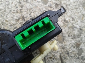 MOTOREK RADIÁTORU HONDA FRV A24840A5701001