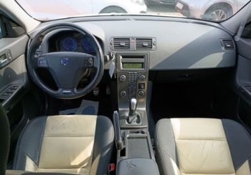 Volvo V50 2.4 D5 180KM 2010 Volvo V50 D5 R-Design Momentum 2.4 Diesel 180KM, zdjęcie 11