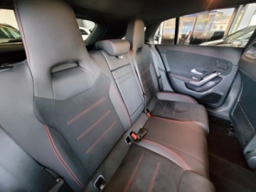 Mercedes CLA C118/X118 Shooting Brake Facelifting 1.3 200 163KM 2025 CLA 200 AMG Line Shooting Brake 1.3 (163KM) 2025, zdjęcie 13