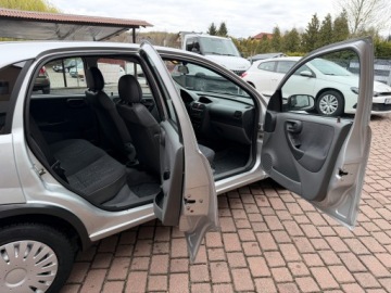 Opel Corsa C 1.2 ECOTEC 75KM 2001 Opel Corsa TYLKO 139tyśkm! KLIMATYZACJA Comfort 1.2 Zwykła Benzyna 5DRZWI, zdjęcie 32