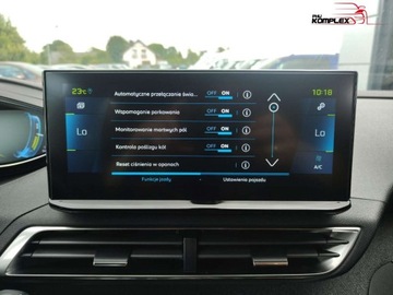 Peugeot 3008 II Plug-In Hybrid Facelifting 1.6 HYBRID 225KM 2021 Peugeot 3008 1.6 HYBRID 225 KM Automat Wersja Road Trip FVAT 23 1.6 225KM, zdjęcie 16