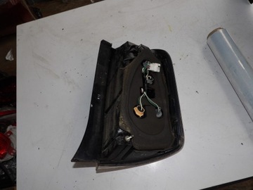 SVĚTLO LEVÝ ZADNÍ TOYOTA PRIUS II 2